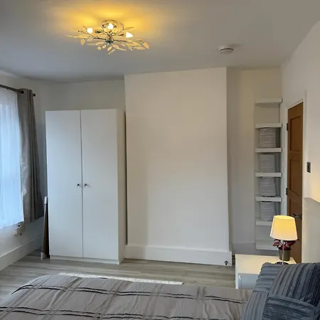 2 Bedroom Luxury Διαμέρισμα *