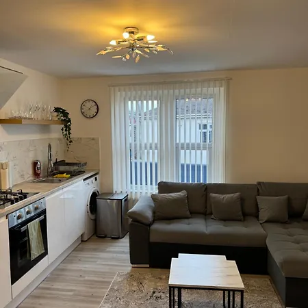 2 Bedroom Luxury Бристоль